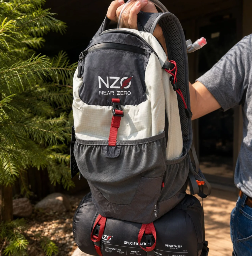 Near Zero Little Dean - 20L Hiking Backpack